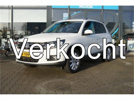 Volkswagen Tiguan - 1.4 TSI Sport&Style, Trekhaak , Navi, Leer - 1