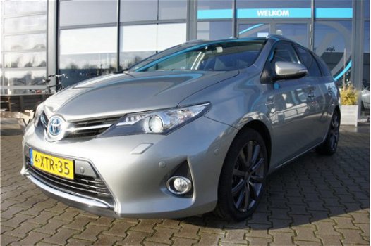 Toyota Auris Touring Sports - 1.8 Hybrid Lease, Xenon, Pano, Trekhaak - 1