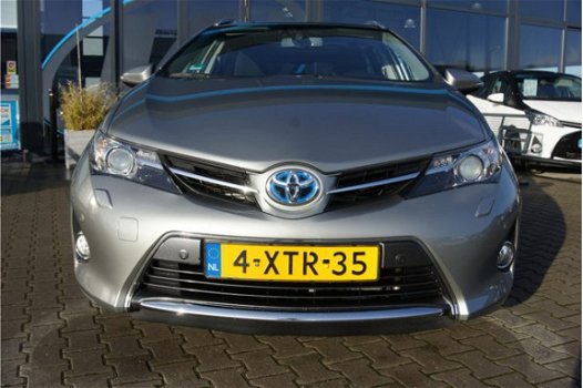 Toyota Auris Touring Sports - 1.8 Hybrid Lease, Xenon, Pano, Trekhaak - 1