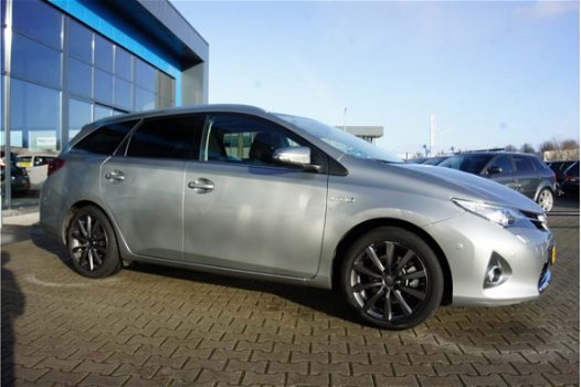 Toyota Auris Touring Sports - 1.8 Hybrid Lease, Xenon, Pano, Trekhaak - 1