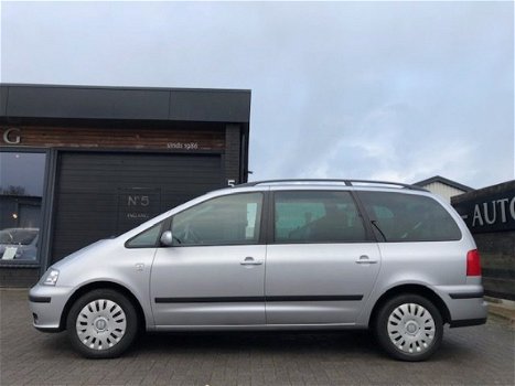 Seat Alhambra - 2.0 TDI Ecomotive - 1