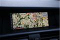 BMW X3 - xDrive35d SPORTSTOELEN / NAVI PROFF. / HUD / F1 SCHAKEL / AFN HAAK / ORG NL / ADAPT ONDERS - 1 - Thumbnail