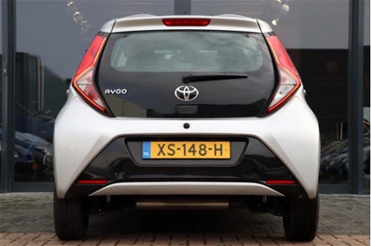 Toyota Aygo - 1.0 VVT-i x-play Apple Car Play - 1