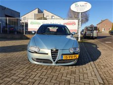 Alfa Romeo 147 - 1.6 T.Spark Veloce Lusso Nieuwe APK 2021