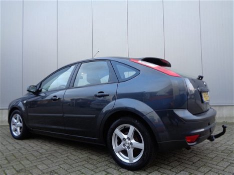 Ford Focus - 1.6-16V 101PK Airco Cruise Automaat LMV - 1