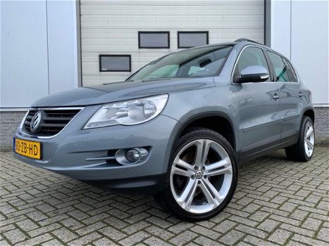 Volkswagen Tiguan - 2.0 TDI 140pk TRACK EN FIELD 4 MOTION CLIMA-NAVI-PDC-TREKHAAK - 1