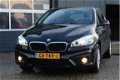 BMW 2-serie Active Tourer - 218d Corporate Essential (150pk) LED V+A/ Navi/ Clima/ Cruise/ Elek. pak - 1 - Thumbnail