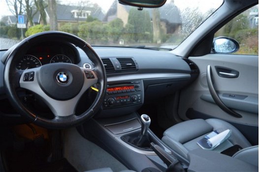 BMW 1-serie - 120i High Executive leer/ecc/nap/sportstoel/mfs - 1