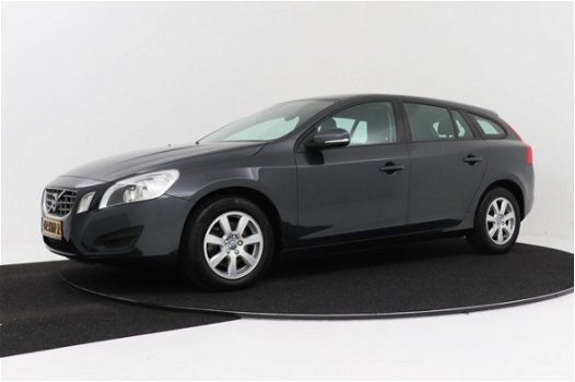 Volvo V60 - 1.6 T3 150 pk | Navigatie | Parkeersensoren | Org NL - 1