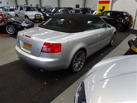 Audi A4 Cabriolet - 3.0 V6 quattro Automaat Nw Softtop Nap Airco Climate control Leer - 1