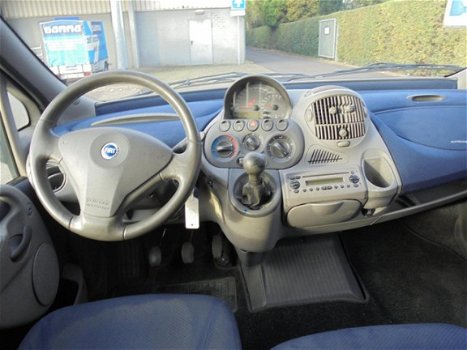 Fiat Multipla - 1.6-16V Dynamic - 1