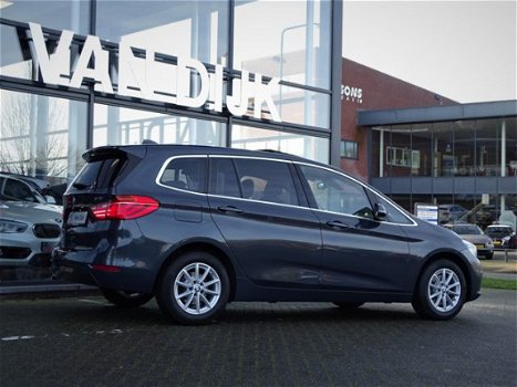 BMW 2-serie Gran Tourer - 218i Exe. Pano.dak Leder Nav. Led LM Velgen 7prs - 1