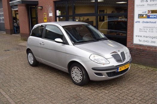 Lancia Y(psilon) - 1.2 Argento, AIRCO, CV - 1