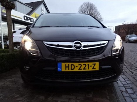 Opel Zafira Tourer - 1.6 CDTI 136PK Business+ Navi/ Camera/ 7-Persoons/ NL Auto - 1