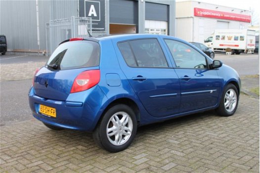 Renault Clio - 1.4-16V Team Spirit Bleuline Huurkoop Inruil Garantie Apk - 1