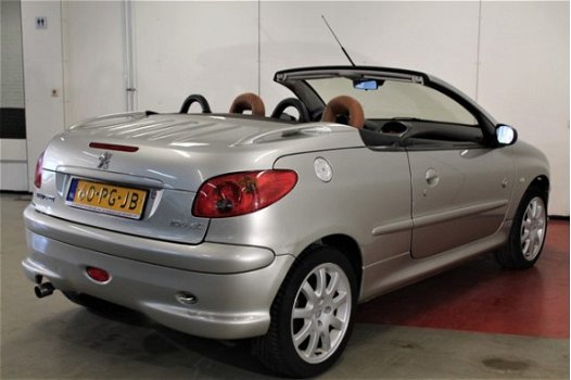 Peugeot 206 - CC 1.6-16V ROLAND GARROS - 1