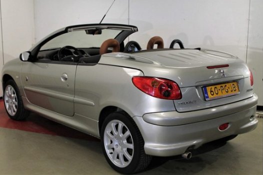 Peugeot 206 - CC 1.6-16V ROLAND GARROS - 1