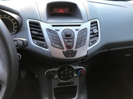 Ford Fiesta - 1.25 Trend 5 deurs airco NL auto dealer onderhouden - 1