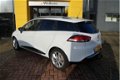 Renault Clio Estate - 0.9 TCe Limited NAVIGATIE / AIRCO / PARKEER SENSOREN / CRUISE CONTROLE - 1 - Thumbnail