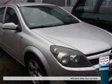 Opel Astra - 1.6 16V 5D Sport