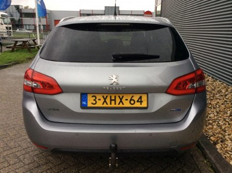 Peugeot 308 SW - 1.6 BlueHDI Blue Lease Executive Estate. PANORAMADAK, NAVIGATIE, CLIMA. PARKSENSOR - 1