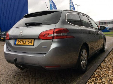 Peugeot 308 SW - 1.6 BlueHDI Blue Lease Executive Estate. PANORAMADAK, NAVIGATIE, CLIMA. PARKSENSOR - 1