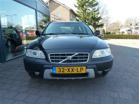 Volvo XC70 - 2.4 D5 AWD 136PK GEARTRONIC Summum CROSS COUNTRY - 1