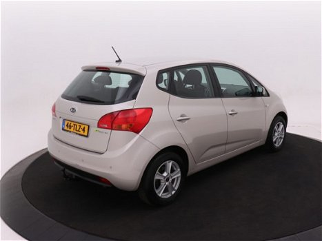 Kia Venga - 1.4i CVVT 90pk X-tra | Cruise | Trekhaak | dealer onderhouden | All-season banden - 1