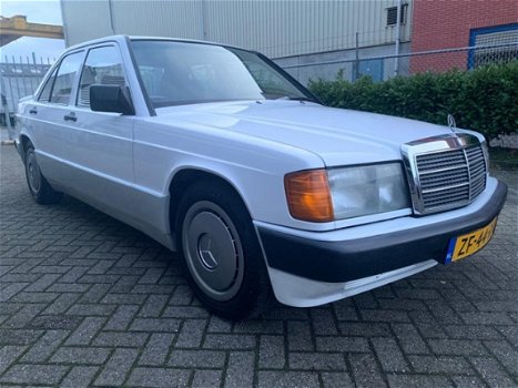 Mercedes-Benz 190-serie - 1.8 E Basic - 1