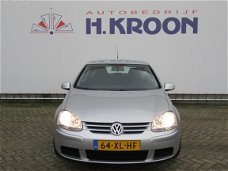 Volkswagen Golf - 1.6 FSI Trendline Business - automaat en cruise control