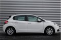 Peugeot 208 - 1.6 BLUE HDI 75PK 5-DRS BLUE LEASE / NAVI / AIRCO / LED / BLUETOOTH / CRUISECONTROL / - 1 - Thumbnail