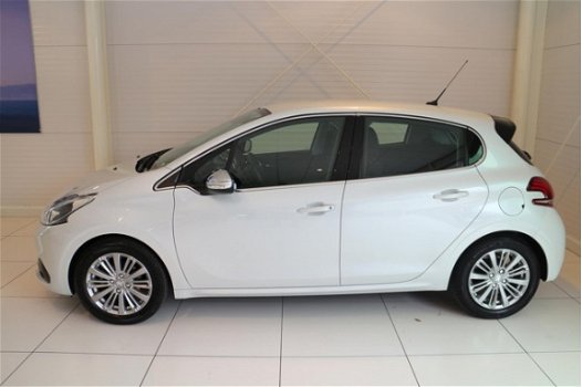 Peugeot 208 - 1.2 Puretech 82pk | CLIMATE CONTROL | NAVIGATIE | PARKEERSENSOREN - 1