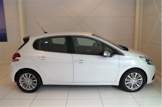 Peugeot 208 - 1.2 Puretech 82pk | CLIMATE CONTROL | NAVIGATIE | PARKEERSENSOREN - 1