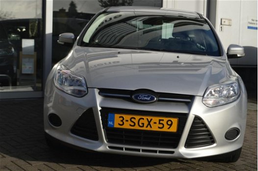 Ford Focus - 1.0 EcoBoost 100pk Trend Navigatie - 1