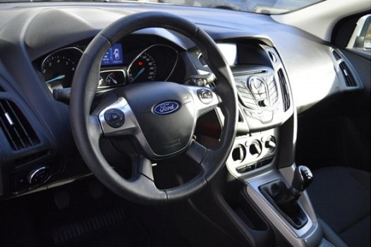 Ford Focus - 1.0 EcoBoost 100pk Trend Navigatie - 1