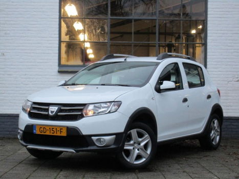 Dacia Sandero - 0.9 Tce 90pk STEPWAY Stepway / Navigatie / Trekhaak / Eerste eigenaar / - 1