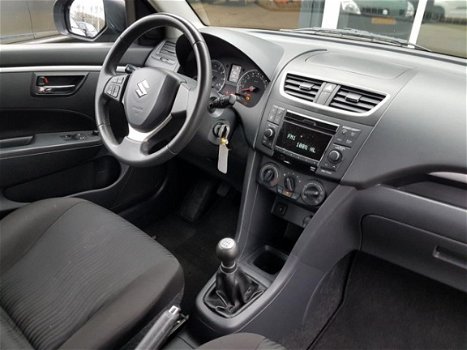 Suzuki Swift - 1.2 Comfort / 17