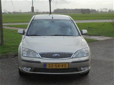 Ford Mondeo - 1.8-16V Platinum * Airco * Navi * Leder * KOOPJE