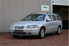 Volvo V70 - 2.4 MOMENTUM YOUNGTIMER BTW AUTO