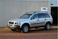 Volvo XC90 - 2.5 T AWD AUTOMAAT YOUNGTIMER BTW AUTO - 1 - Thumbnail