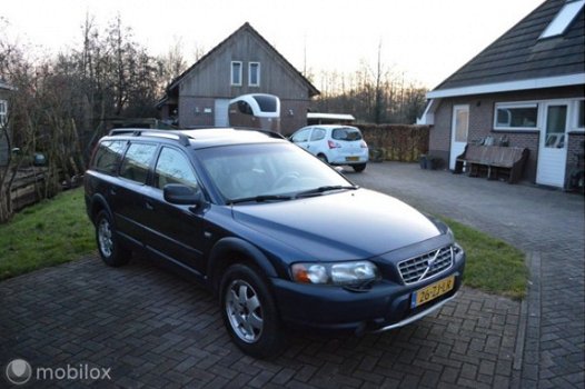 Volvo V70 Cross Country - 2.4T bj 2002 Youngtimer 7 Persoons - 1