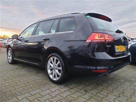 Volkswagen Golf Variant - 1.6 TDI Connected Series *1/2LEDER+NAVI+PDC+ECC+CRUISE - 1