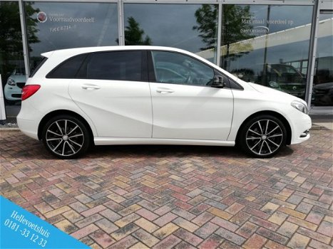 Mercedes-Benz B-klasse - B-klasse 180 Ambition Sportpakket Night Automaat - 1