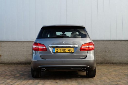 Mercedes-Benz B-klasse - B-klasse 180 Sportpakket / Panoramadak - 1