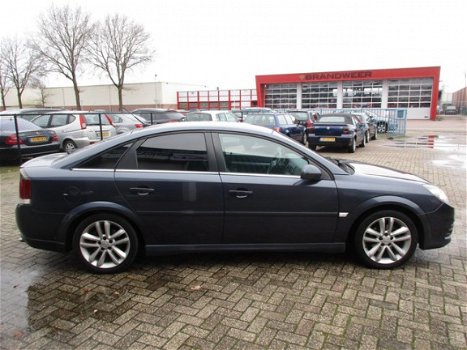 Opel Vectra GTS - 2.2-16V Executive - 1