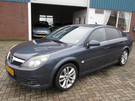 Opel Vectra GTS - 2.2-16V Executive - 1