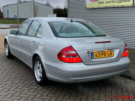 Mercedes-Benz E-klasse - E 200 Kompressor - 1