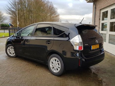 Toyota Prius Wagon - 1.8 Comfort 96g Navi Clima 7P - 1