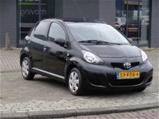 Toyota Aygo - 1.0-12V Access APK 4-11-2020 STUURBEKR. RADIO/CD