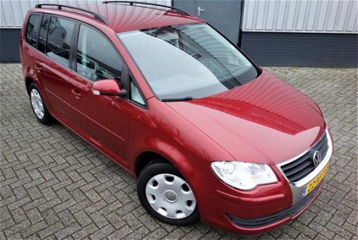 Volkswagen Touran - 1.6 Comfortline | VAN 2e EIGENAAR | AIRCO | - 1